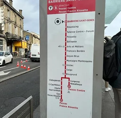 Cosy Moderne Chaleureux Equipe Proche Tram Lejlighed *